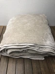West Elm Striated Chenille Quilt Tack/tufted Stitch Beige King Size 104X90 Euc. Fixed Price $99.00.