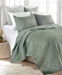 Levtex Home Merano Velvet Quilt Full / Queen. Fixed Price $90.00.