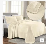 New Superior Solitaire Ivory Matelasse 100% Queen Bedspread & Shams. Fixed Price $103.39.
