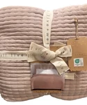 Live Well Full/queen Rose Dust Quilt X90 New 100% Polyester. Fixed Price $129.00.