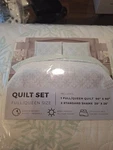 Oeko-tex Standard 100 Full/queen Size Quilt Set Snowflake Design. Fixed Price $47.00.