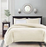 Madison Park Quebec Quilt Set, Damask Stitching Cotton Lightweight Bedding, King. Fixed Price $69.00.