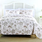 Tropical Light Quilt Full/queen Coverlet Bedspread White Taupe Max Studio Bimini. Fixed Price $46.74.