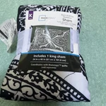 Mainstays Pillow Sham Black & White Medallion King Size 1 New. Fixed Price $18.33.