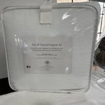 New Laura Ashley Twin Xl Comforter Set White With Standard Sham. Fixed Price $49.99.