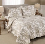 Gorgeous Full/queen Bedford Quilt Set Nwt. Fixed Price $120.00.