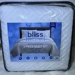 Sleep Happy Bliss Bedding 3 Piece Quilt Set White Queen Comforter 2 Shams New!. Fixed Price $39.99.