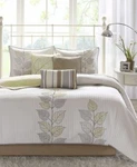 New Madison Park Caelie Coverlet King/cal Leaf Yellow 5 Piece Quilt Set. Fixed Price $54.00.