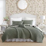 Laura Ashley Queen Quilt Set Solid Velvet Reversible Bedding All Season Home. Fixed Price $109.70.