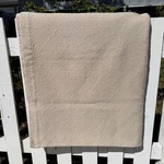 Peacock Alley Matelasse Diamond Coverlet 100% Egyptian Cotton Beige 90X95 Read. Fixed Price $89.95.