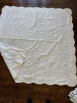 Scalloped Edge White Queen Bedding Quilt Matellase Cotton Cottage 90X90 Bh. Fixed Price $60.00.