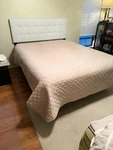 Barbara Barry Queen Quilted Cotton Coverlet/bedspread (aa). Fixed Price $35.00.