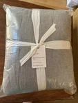 Pottery Barn Belgian Flax Linen Tufted Quilt Full Queen Flagstone New W/TAGS$299. Fixed Price $199.95.