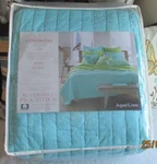 New Nostalgia Reversible Pick Stitch Quilt Aqua Lime King Size. Fixed Price $35.00.
