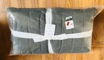 Pottery Barn Belgian Flax Linen Tufted Quilt Dark Forest King 2 Std Shams 3PC. Fixed Price $359.00.