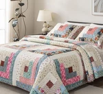 Meadow Park Patchwork Quilt Set King. Fixed Price $37.50.